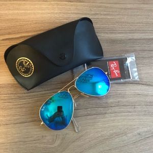 Ray-Ban Aviator Sunglasses